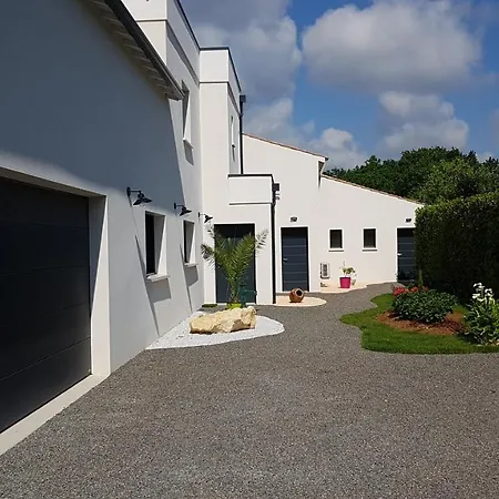 Alolival Bed and Breakfast Sablonceaux